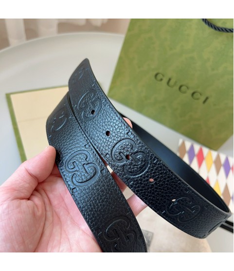 Мужской ремень Gucci GG с тиснением