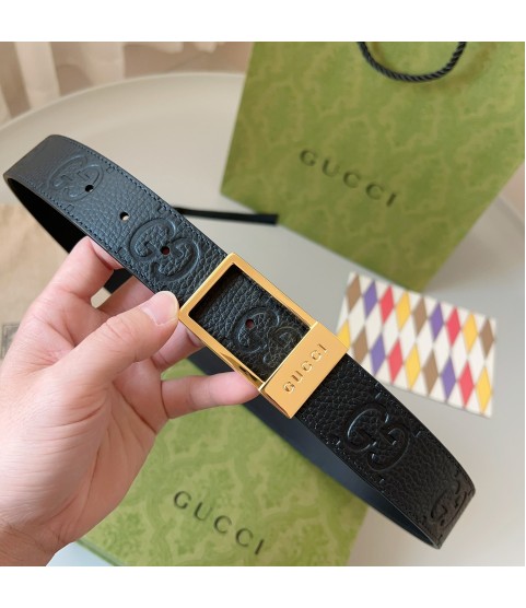 Мужской ремень Gucci GG с тиснением